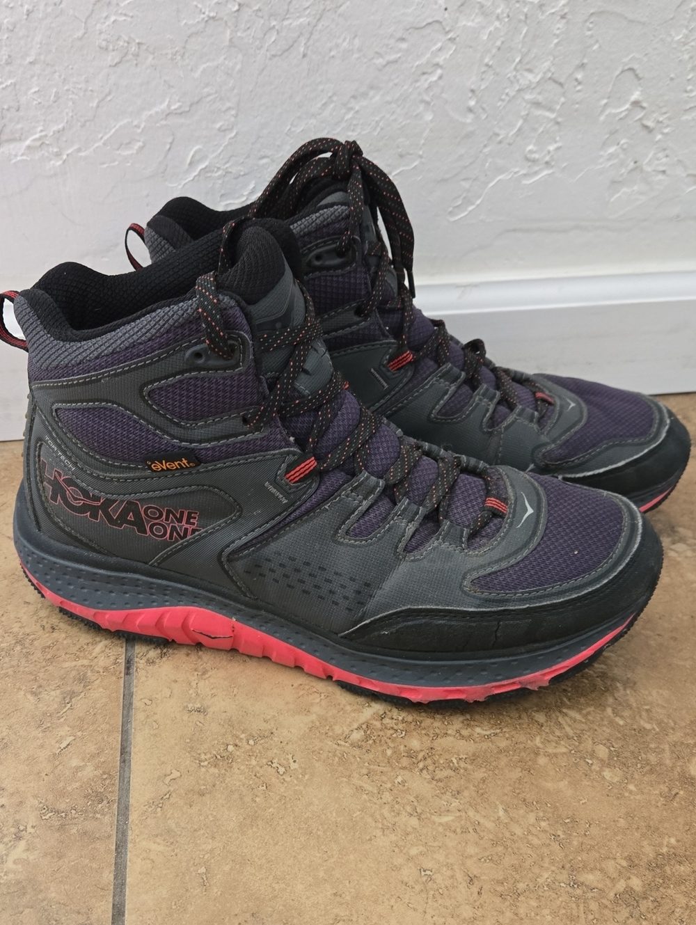 Hoka One One Tor Tech Mid WP Hiking Boots Women's Sz 10.5